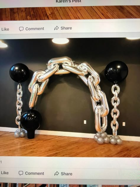 Gym Birthday Party Ideas, Gym Party Decorations, Link Balloons Decoration, Link Balloons, Balloons Galore, Ball And Chain, Bday Party Theme, Balloon Chain, Balloon Crafts