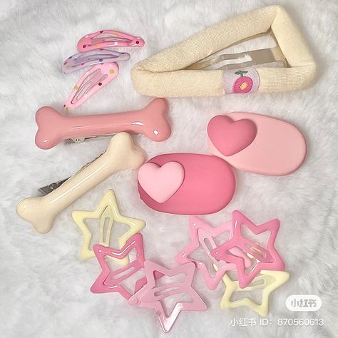 Cute Things To Buy, Fairy Kei Accessories, Kawaii Hair Clips, Hello Kit, Kawaii Hairstyles, Kawaii Jewelry, Shape Shifting, Kawaii Accessories, Pink Girly Things