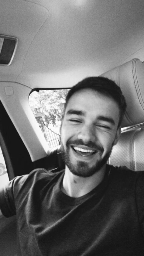 black and white Black And White Picture Wall, Liam James, White Smile, One Direction Pictures, One Day I Will, The Perfect Guy, Black And White Aesthetic, Pop Rock, Now And Forever