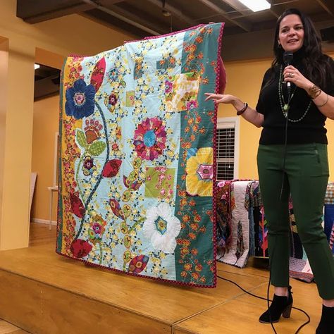 A Quilter's Table: Anna Maria Horner Trunk Show Anna Maria Horner Fabric, Quilt Collage, Laura Heine, Patchwork Quilting Designs, Collage Quilts, Quilted Clothing, Anna Maria Horner, Scrap Fabric Projects, Quilting Designs Patterns