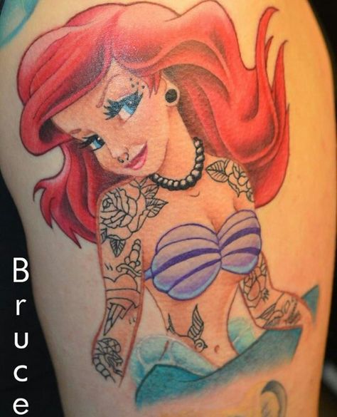 Cool mermaid tattoo.. badass Ariel.. Ariel Tattoo, Disney Inspired Tattoos, Little Mermaid Tattoo, Tattoo Mermaid, Disney Sleeve Tattoos, Disney Sleeve, Disney Princess Tattoo, Princess Tattoo, Custom Temporary Tattoos