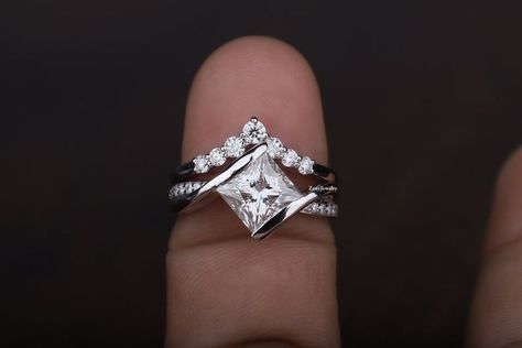 Moissanite Band,
Engagement Ring,
Rings,
Jewelry,
Art Deco Ring,
Bypass Shank Ring,
Bypass Moissanite Ring,
Bypass Wedding Ring,
Wedding band,
Anniversary Gift Ring,
Women's Jewelry,
Unique Moissanite Rings,
Princess Cut Engagement Ring,
Princess Cut Wedding Band,
Promise band,
Valentine Gift For Girls,
Princess Wedding Ring Set,
Delicate Ring,
Dainty Ring,
Moissanite Ring Set,
Moissanite Rings,
White Gold Wedding Band,
Bridal Ring Set,
Colorless Moissanite Ring Set,
Princess Cut Bridal Ring Set Diamond Ring Women, White Gold Wedding Ring Set, Gold Wedding Ring Set, Princess Cut Diamond Ring, Gold Ring For Women, Princess Bridal, White Gold Wedding Ring, Princess Cut Moissanite, Diamond Ring Princess Cut