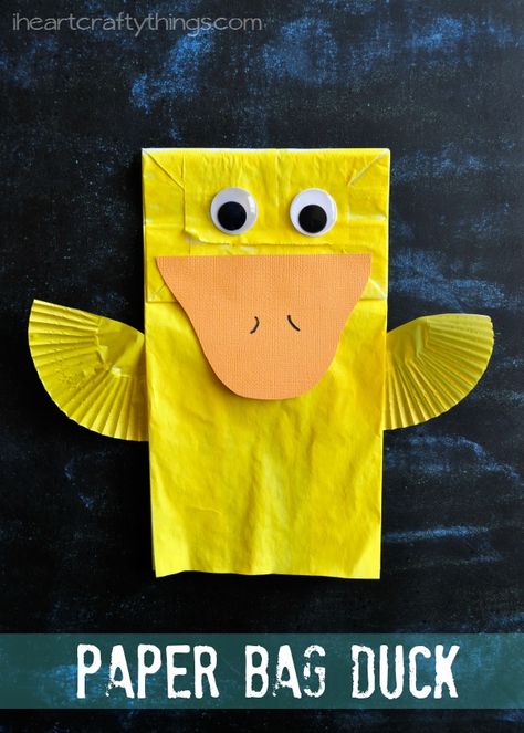 Cute Paper Bag Duck Kids Craft that is a fun spring craft for kids. There are some book recommendations in the post. from iheartcraftythings.com Letter D Crafts, Duck Crafts, Paper Fish, Paper Bag Crafts, Paper Bag Puppets, K Crafts, Turkey Craft, Cute Paper, Farm Crafts