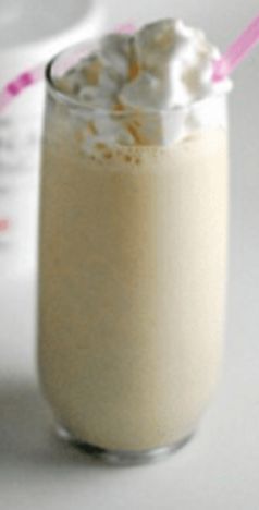 Banana Pudding Milkshake Chick Fil A, Banana Pudding Shake Recipe, Banana Pudding Milkshake Recipes, Chick Fil A Banana Pudding Milkshake, Pudding Milkshake, Banana Pudding Milkshake, Banana Pudding Smoothie, Banana Milkshake Recipe, Banana Frosting