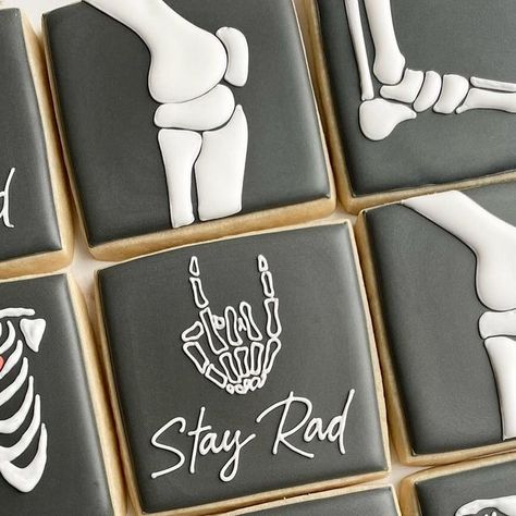 Alyssa | Cookie Artist on Instagram: "Stay rad my friends. These skeleton bones cookies were given as gifts to x-ray techs- isn’t that the most fun idea! Love it. { Royal icing cookie decorating tips tricks helps sugar cookies home baker Davis county custom cookies Utah baker homemade yummy }" Rad Tech Cookies, Radiology Cookies Decorated, Xray Cookies, Bad Two The Bone Cookies, Radiology Cookies, Royal Icing Cookie Decorating, Referral Ideas, Bone Cookies, Cookie Decorating Tips