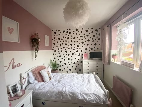 Maybe Bedroom Ideas, Preteen Bedroom, Bright Kids Room, Girl Room Inspiration, Girls Room Wallpaper, Kids Room Interior Design, Big Girl Bedrooms, Toddler Girl Room, Kids Interior Room