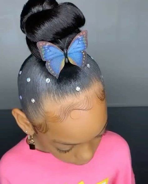 Kids Butterfly Gem Bun Girl Hairstyles For School, Prom Hair Styles, Girly Hairstyles, Hairstyles Simple, Lil Girl Hairstyles, Cute Hairstyles For School, Hairstyles Girl, Cute Simple Hairstyles, Girls Natural Hairstyles