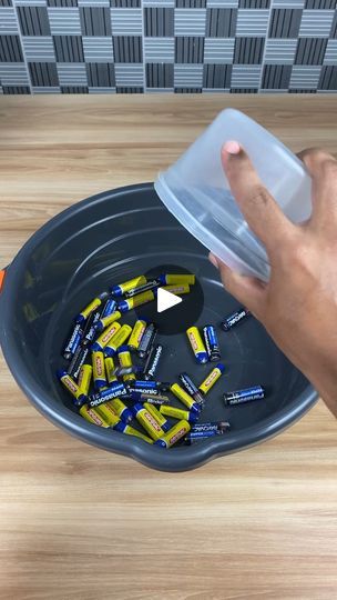 661K views · 12K reactions | The battery manufacturers don’t want you to know this, it's incredible. | The battery manufacturers don’t want you to know this, it's incredible. | By Learn To Do | The battery factories don't
want you to know this. Repeat this process and you'll never
need to buy batteries again in your life. That's right and you
have all the ingredients at your home. To begin, let's pour
some water into this container. Add enough water to cover all
the batteries. With this tip, you'll recharge all your old
batteries. Now, take some ice and place it on the batteries.
Stir well to cool the batteries thoroughly. Ice is crucial in
this process to energize the discharged batteries. Next,
transfer everything to another container. Now let's remove the batteries
from the ice and tran Old Battery Crafts, Cleaning Electronics, Emergency Prepardness, Backyard Seating Area, Household Help, Backyard Seating, Everyday Hacks, Clever Hacks, Interesting Information