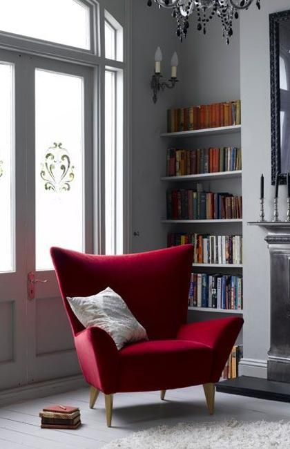 red wine color schemes for modern interior design and home decorating Bookshelf Ideas Living Room, Design Interior Modern, Furniture Apartment, Style College, Rooms Decor, Apartment Organization, Red Home Decor, Design Salon, Grey Home Decor