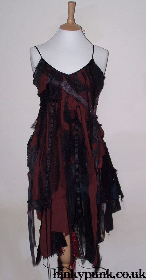 Rag Dress, Red Rag, Cosplay Inspiration, Fairytale Fashion, Goth Dress, Dress Aesthetic, Alternative Outfits, Edgy Outfits, 70s Fashion