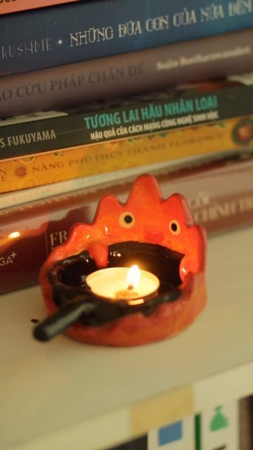 Calcifer Incense Holder, Calcifer Candle Holder, Calcifer Pottery, Calcifer Candle, Clay Lanterns Ideas, Clay Tealight Holder, Clay Tea Light Holder, Clay Pottery Ideas, Ghibli Decor