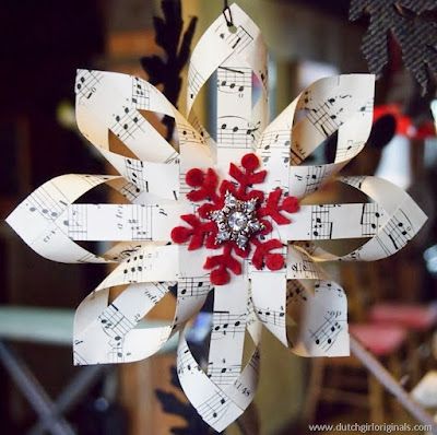 Dutch Girl Originals: Finnish Stars Diy With Kids, Music Christmas Ornaments, Sheet Music Crafts, Religious Ornaments, Music Ornaments, Paper Snowflake, Paper Christmas Ornaments, Music Crafts, Dutch Girl