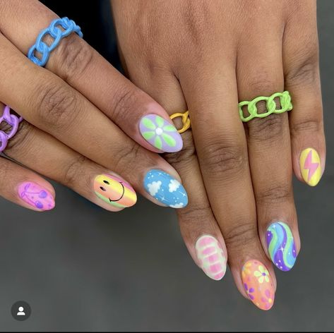 Fun Leopard Print Nails, Bright Fun Nails Summer, Neon Smiley Face Nails, Neon Nails With Design, Cute Funky Nails Summer, Bright Fun Nails, Bright Nails For Summer, Happy Face Nails, Funky Summer Nails