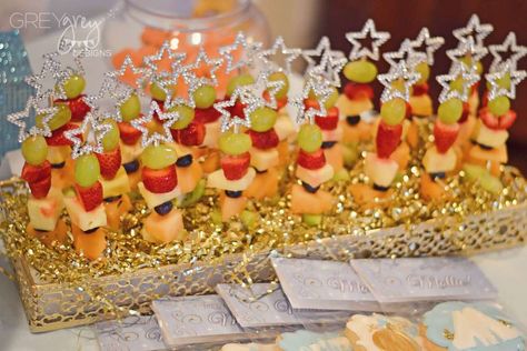 Cinderella Birthday Party Food, Cinderella Party Food, Princess Birthday Party Food, Cinderella Birthday Party Ideas, Mascarade Ball, Fairy Princess Birthday, Fairy Princess Party, Cinderella Birthday Party, Rapunzel Party