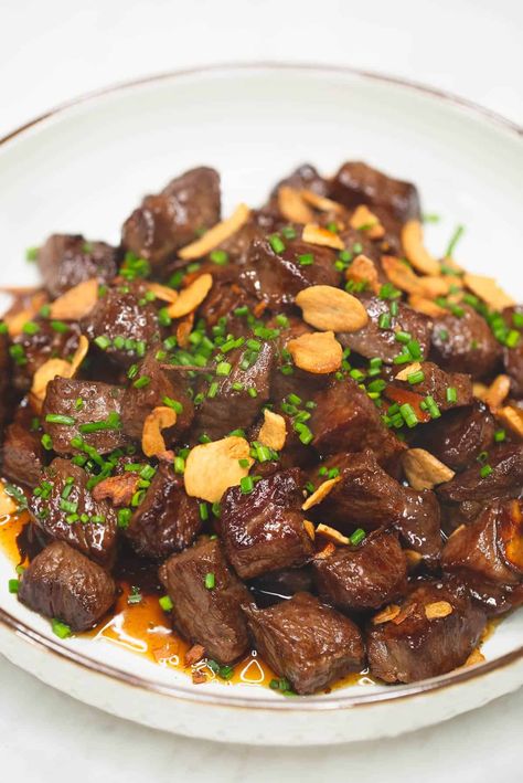 Pork Salpicao Recipe, Beef Salpicao Recipe, Salpicao Recipe, Oregano Recipes, Beef Cubes, Garlic And Oil, Chinese Cooking Wine, Flat Iron Steak, Beef Stir Fry