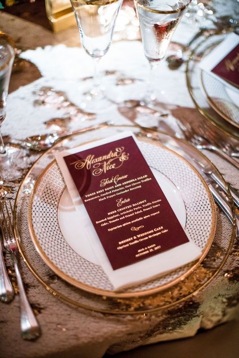 Burgundy And Gold Place Setting, Burgandy And Gold Wedding, Burgundy Gold Wedding, Menu Photography, Bday Decoration, Crimson Wedding, Gold And Burgundy Wedding, Gold Table Setting, Christmas Session