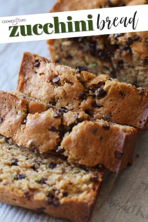 Easy Zucchini Bread Recipes, Easy Zucchini Bread, Best Zucchini Bread, Chocolate Chip Zucchini Bread, Zucchini Bread Recipe, Chocolate Chip Bread, Easy Zucchini, Zucchini Bread Recipes, Chocolate Banana Bread