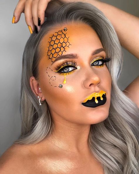 Bee Costume Makeup, Bee Face Paint, Tatti Lashes, Bee Makeup, Fun Makeup, Bee Costume, Halloween Eye Makeup, Face Art Makeup, Halloween Makeup Inspiration