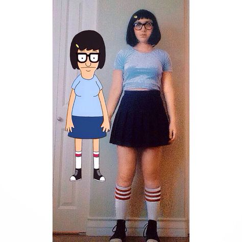 Tina Belcher Costume, Halloween Costumes Glasses, Rave Halloween Costumes, Cartoon Halloween Costumes, Original Halloween Costumes, Badass Halloween Costumes, Meme Costume, Spirit Week Outfits, Tina Belcher