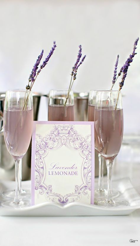 Wedding Food Drink, Provence Wedding, Tafel Decor, Lavender Lemonade, Lilac Wedding, Wedding Drink, Lavender Wedding, Signature Drinks, Wedding Cocktails