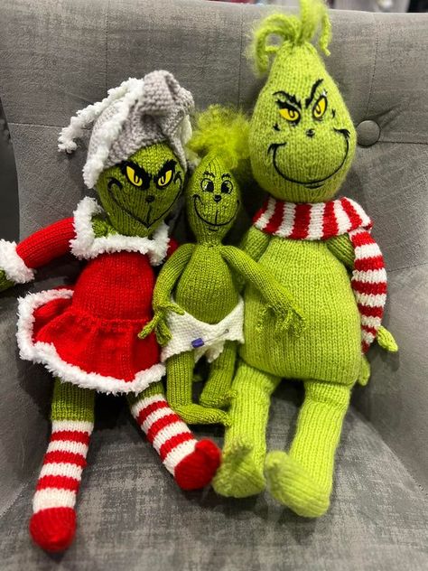 Toy knitting patterns by Ola Oslopova | My grinches did the eyes with vinyl added nappy for baby grinch and did him in all green | Facebook Knitted Grinch Pattern, Free Grinch Knitting Patterns, Grinch Knitting Pattern Free, Knitting Patterns Christmas, Grinch Pattern, Knitting Toy Patterns, Knitting Bunny, Knitting Cat, Cat Knitting