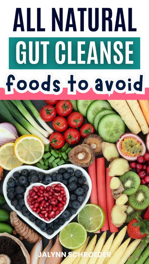 Start your mornings right with gut detox breakfast ideas that promote gut health and healing. This post offers a variety of gut cleanse meals to enjoy throughout the day, from smoothies to soups, all part of a natural gut cleanse detox 3 day plan. Learn how gut cleanse foods can boost your energy and aid in your digestive reset. Detox Breakfast Ideas, Digestive Reset, Cleanse Meals, Constipation Relief Foods, Cleanse Foods, Natural Body Cleanse, Whole Body Cleanse, Gut Cleanse, Lentil Vegetable Soup