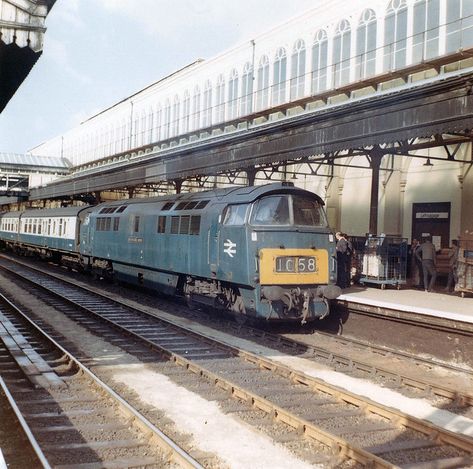 Traction Engine, Western Region, Electric Train, Old Trains, Trainspotting, British Rail, Electric Locomotive, Great Western, Train Pictures