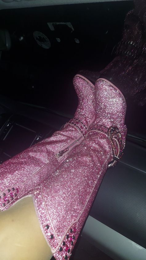 Party Cowgirl Boots, Sparkly Cowgirl Aesthetic, Glitter Cowboy Boots, Sparkly Outfit Aesthetic, Sparkly Cowboy Boots, Sparkly Cowgirl, Sparkly Cowgirl Boots, Glitter Cowgirl Aesthetic, Pink Cowgirl Boots Aesthetic