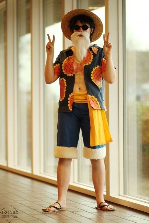 Luffy Outfits, Luffy Cosplay, One Piece Series, One Piece Cosplay, Epic Cosplay, Popular Series, Cosplay Diy, Manga Anime One Piece, Anime Costumes