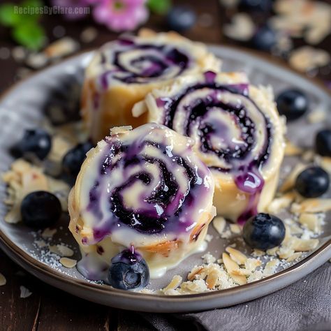 Blueberry Cheesecake Bread Pudding, Blueberry Cheesecake Muffins Recipes, Blueberry Cheesecake Rolls, Blueberry Rolls, Cheesecake Rolls, Desserts Bars, Crescent Roll Dessert, Chocolate Cherry Cookies, Sweet Brunch