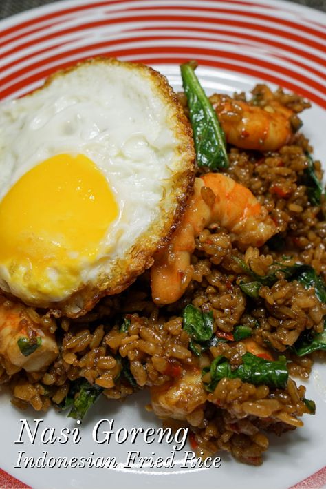 Rice Bowl Ideas, Indonesian Rice, Nasi Goreng Recipe, Indonesian Fried Rice, Asian Dinner, Rice Fried, Pork Fried Rice, Delicious Rice, Asian Dinners