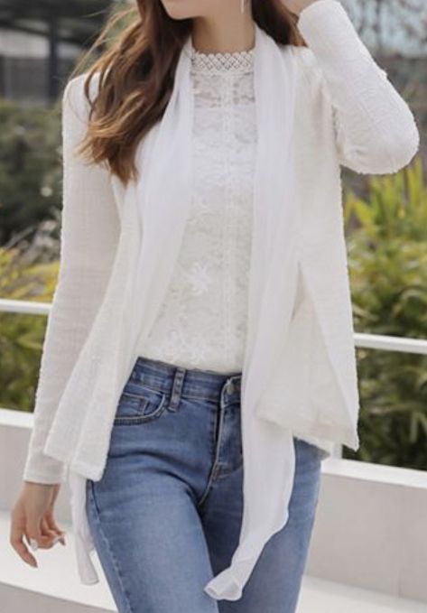 White Shrug Outfit Casual, White Shrug Outfit, Shrug Outfit, Feminine Jacket, Claudia Lars, Femininity Style, Scarf Cardigan, White Shrug, Chic Ootd