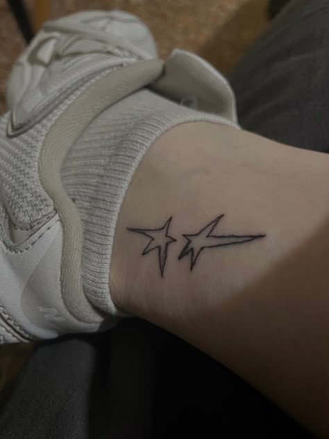 #tattoo #tattooideas #stars #star #wonky #tattoodesign#startattoo Imperfect Star Tattoo, Star Bicep Tattoo, Binary Star Tattoo, Uneven Star Tattoo, Paper Star Tattoo, Masculine Star Tattoo, Twin Star Tattoo, Star Cybersigilism Tattoo, Wonky Tattoo