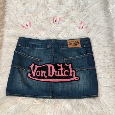 Y2k Von Dutch, Authentic Y2k, Mcbling Fashion, Van Dutch, Pink Patch, Von Dutch, Cute Skirt, 2000s Fashion Outfits, Skirt Mini