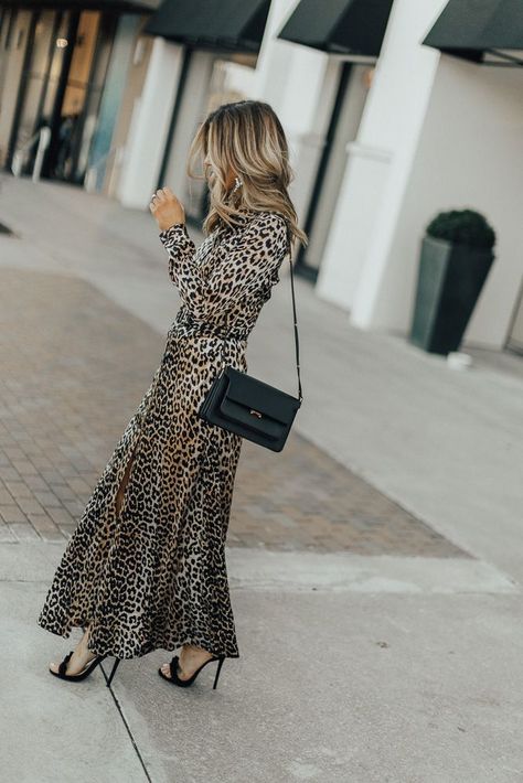 Holiday Look: Leopard Dress | Cella Jane Leopard Print Maxi Dress Outfit, Leopard Print Dress Outfit, Print Maxi Dress Outfit, Family Christmas Pictures Outfits, Christmas Pictures Outfits, Cocktail Dress Outfit, Princess Life, Cocktail Dress Holiday, Leopard Maxi Dress