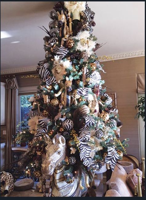 Safari Christmas tree Safari Theme Christmas Tree, Animal Theme Christmas Tree, Safari Christmas Decor, Jungle Christmas Tree, Lion King Christmas Tree, Animal Print Christmas Tree, Safari Christmas Tree, African Christmas Tree, Cristhmas Tree