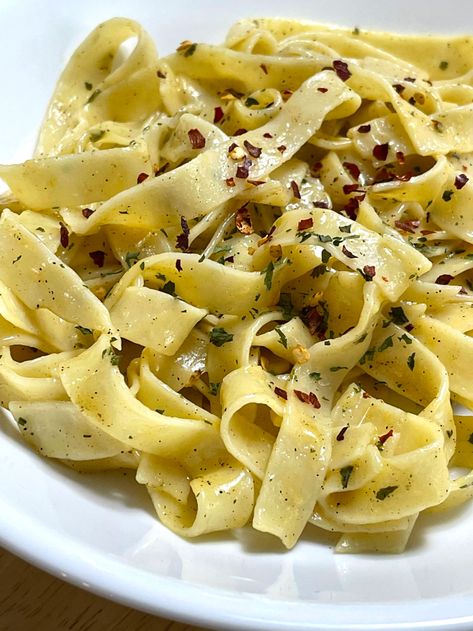 tagliatelle pasta egg noodles Recipes With Tagliatelle, Tagliatelle Pasta Recipes, Creamy Tagliatelle Recipe, Healthy Tagliatelle Recipes, Tagatellie Pasta Recipes, Egg Tagliatelle Pasta Recipe, Tagatellie Pasta, Egg Pasta Recipe, Buttered Noodles Recipe