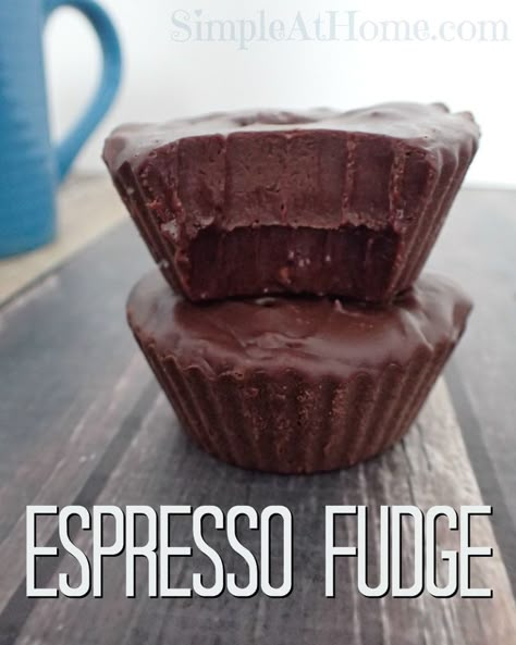 Espresso Fudge, Fudge Shop, Espresso At Home, Oh Fudge, Fudge Recipes Chocolate, Coffee Varieties, Fudge Recipes, Chocolate Fudge, Candy Recipes