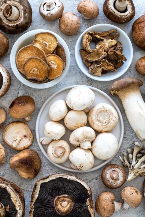 14 Types of Mushrooms - Jessica Gavin White Bean Spread, Types Of Mushrooms, Korean Bbq Beef, Ginger Pear, Edible Fungi, Mushroom Toast, Creamy Mushroom Soup, Pear Juice, Bbq Beef