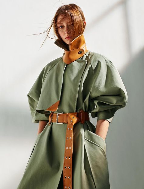 Sportmax Spring 2020 Campaign | Fashion Gone Rogue Sara Grace Wallerstedt, Sara Grace, Mode Mantel, Campaign Fashion, Mode Inspo, Looks Chic, 가을 패션, Mode Vintage, Mode Inspiration