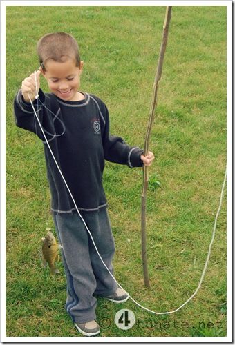 Homemade Fishing Pole, Diy Fishing Pole, Grandma Camp, Scout Projects, Cub Scout Activities, Dog Words, Diy Fishing, Fishing Hole, Strep Throat