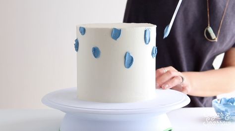 How To Make A Spatula Painted Cake - Sugar & Sparrow Spatula Painted Cake, Artsy Cake, Cake Icing Techniques, Sheet Cakes Decorated, Brushstroke Cake, Diy Smash Cake, Spatula Painting, Painting Cake, Spring Time Desserts