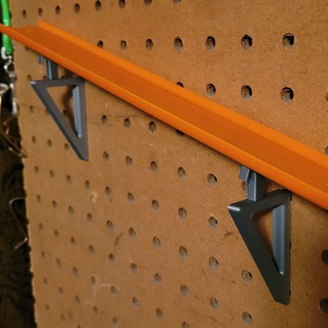 Hot Wheel Wall Track, Hot Wheel Tracks Storage, Hot Wheels Track Ideas, Hot Wheels Track Storage, Hot Wheels Track Diy, Monster Truck Themed Bedroom, Compliant Mechanism, Hot Wheels Diy, Dino Bedroom