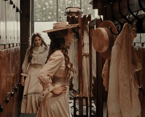 Evie Dunmore, Edwardian Aesthetic, Project Icarus, Victorian History, Picnic At Hanging Rock, History Bounding, England Aesthetic, Magical Women, Last Hours