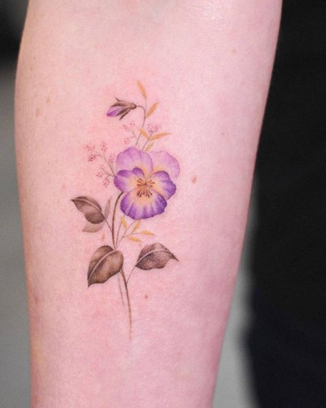 Cameo Tattoo, Pansy Tattoo, Violet Flower Tattoos, 30 Tattoo, Violet Tattoo, Flor Tattoo, Mum Tattoo, Carnation Tattoo, Whimsical Tattoos