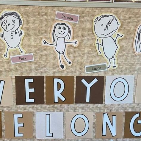 Chantelle Jacobs | Classroom Decor 👑 on Instagram: "It's your last chance to get your FREE ‘Everyone Belongs’ Bulletin Board Display! ⠀ With Harmony Day quickly approaching, this display is the perfect way to spread kindness and inclusivity in your classroom 🧡🧡 ⠀ We love how @hey_go_play styled this resource, incorporating drawings from her students! TOO CUTE 🥰  ⠀ Featuring 6 diversity themed posters, 2 inclusive color styles AND Auslan and ASL versions, the possibilities are truly endless! ⠀ Comment ‘EVERYONE’ on this post and I’ll DM you the direct link to this freebie! ⠀ 📸 @hey_go_play 🌼 Featuring our Everyone Belongs Bulletin Board Display ⠀ #MissJacobsLittleLearners" Year 2 Classroom Ideas, Inclusive Classroom, Board Classroom, Harmony Day, Inclusion Classroom, Board Display, Bulletin Board Display, Spread Kindness, Year 2