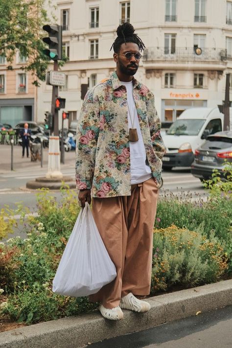 Fashion Calendar, 30th Bday, Men Street Fashion, Moda Paris, T Dress, The Best Street Style, Street Style Paris, American Brand, Best Street Style