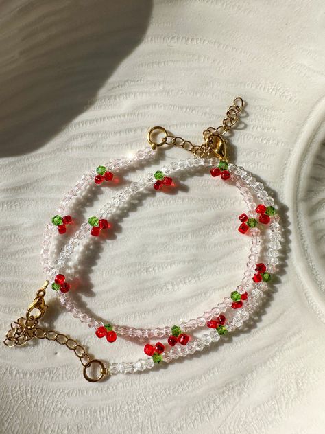 Cherry Bracelet, Cherry Jewelry, Tiny Bracelet, Cherry Charm, Bracelet Cute, Diy Jewelry Unique, Seed Bead Bracelet, Bracelet Crystal, Glass Beaded Bracelets