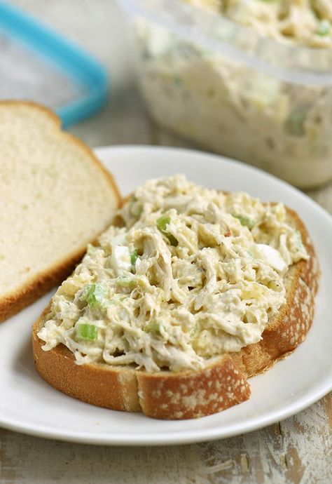 Chicken Salad Sandwich Spread loaded with crushed pineapple, celery, and chopped eggs. It's creamy, crunchy, and delicious in sandwiches or on crackers for a snack, appetizer or light meal. Filipino Sandwiches, Chicken Spread Recipe, Easy Salad Recipes Lettuce, Chicken Sandwich Spread, Recipe For Chicken Salad, Easy Chicken Salad Sandwich, Gym Meals, Fridge Pickles, Chicken Spread