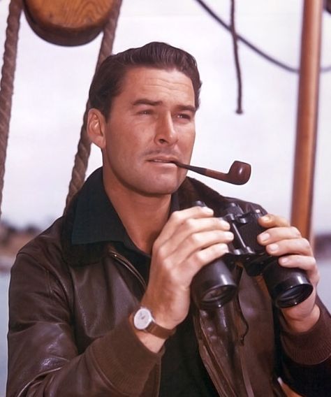 Mustache Styles, The Sun Also Rises, Errol Flynn, Olivia De Havilland, I Love Cinema, Hollywood Legends, Golden Age Of Hollywood, Hollywood Actor, Silver Screen